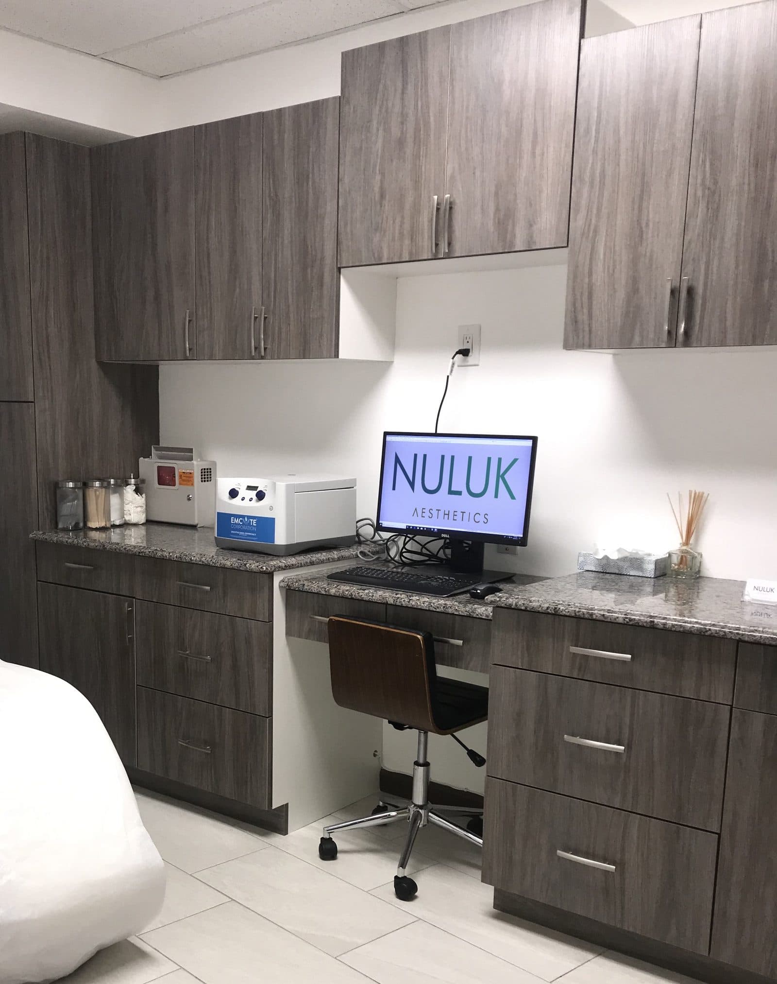 A treatment room at Nuluk Aesthetics